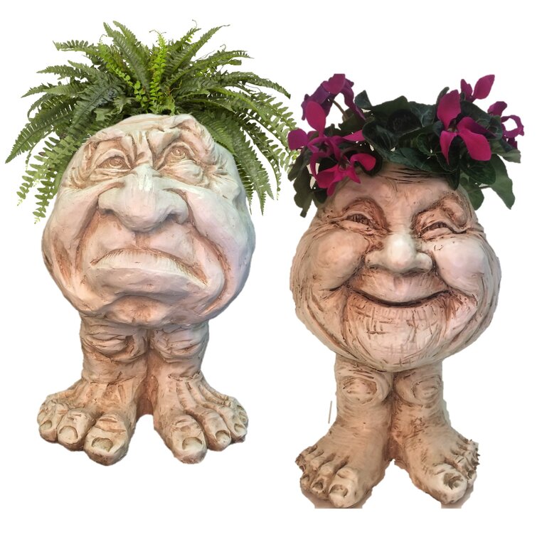 Homestyles Mugglys The Face Grumpy And Granny Joy 2 Piece Resin Statue 
